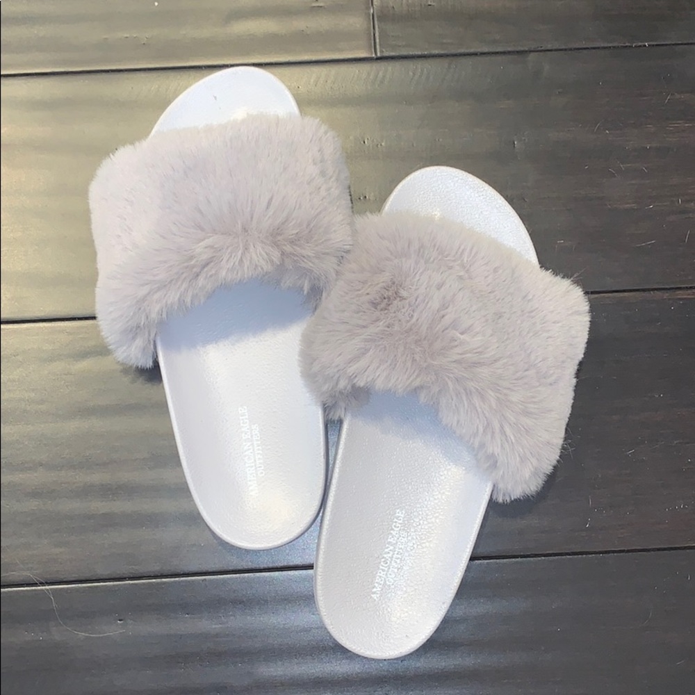 American Eagle fluffy slides